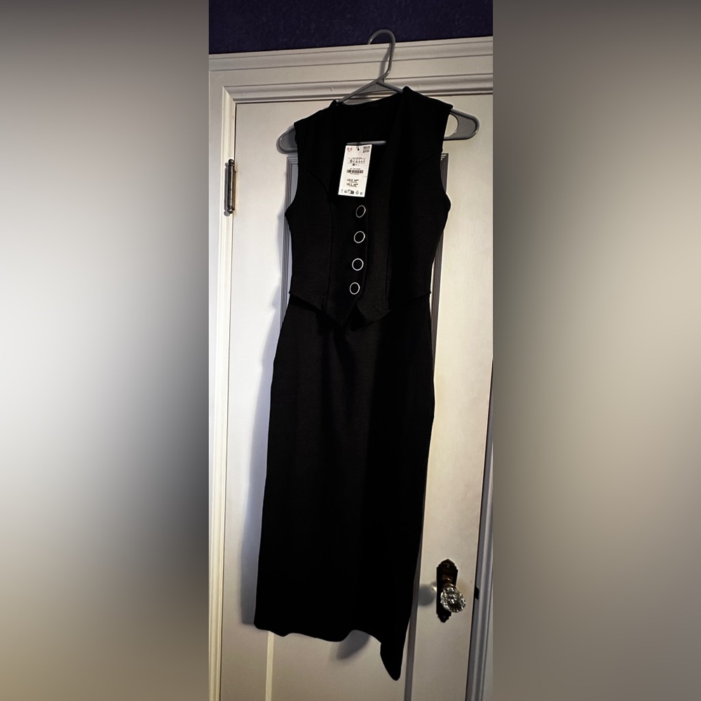 Zara Black Sleeveless Button-Front Women's Dress